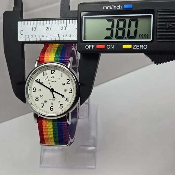 Timex Watch Unisex 38mm Weekender Rainbow Band Silver Tone New Battery - Picture 4 of 10